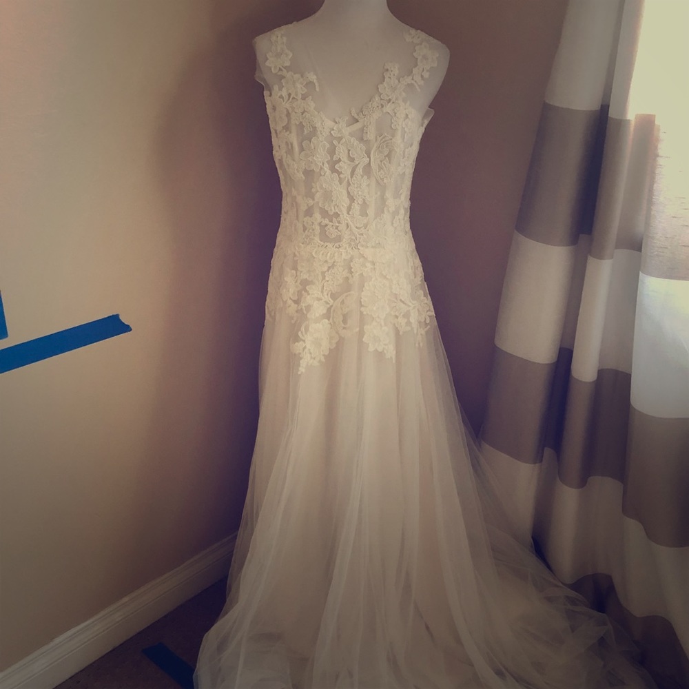 The James - Floravere custom wedding dress